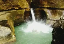 Leuwi Jubleg Tempat Wisata Alam Keluarga di Garut