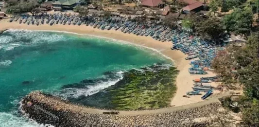 Pantai Rancabuaya, Wisata Alam Populer di Garut Pantai Rancabuaya, Wisata Alam Populer di Garut 2