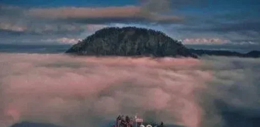 Gunung Ambun: Keindahan Tersembunyi di Jantung Nusantara Gunung Ambun