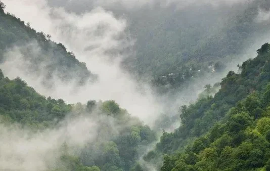Gunung Ayamayam: Keindahan Tersembunyi di Jawa Tengah Gunung Ayamayam