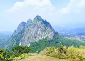 Gunung Bongkok: Destinasi Mendaki yang Menawan di Jawa Barat Gunung Bongkok