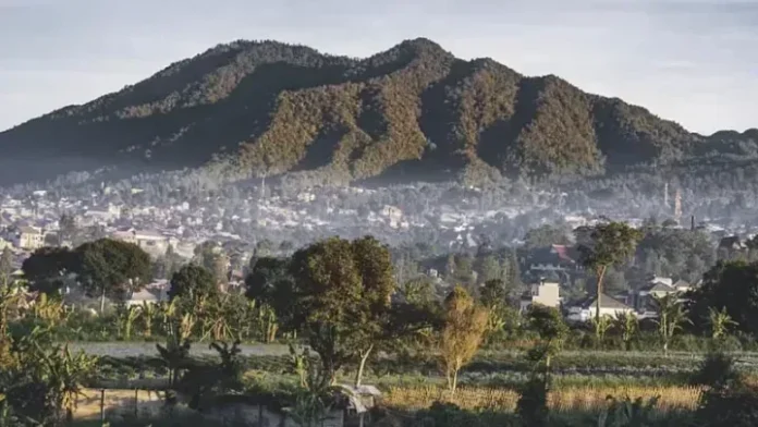Gunung Burangrang Gunung Burangrang