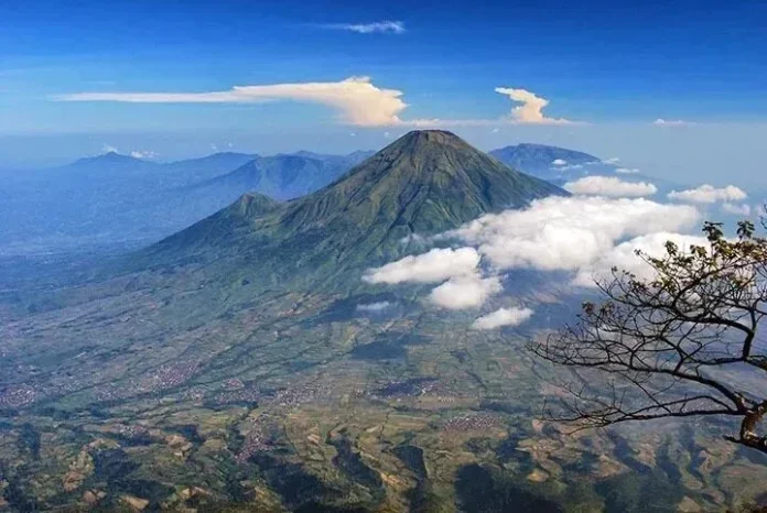 Gunung Burni Telong Gunung Burni Telong