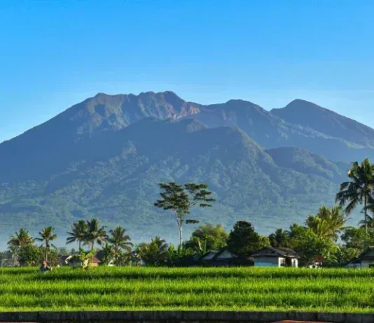 Gunung Galunggung: Keindahan Alam yang Memukau Gunung Galunggung