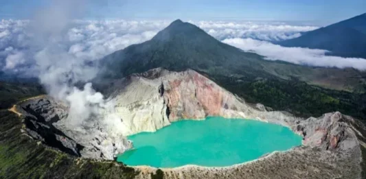 Gunung Ijen: Keindahan Alam di Jawa Timur Gunung Ijen