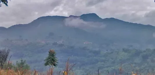 Gunung Karacak: Pesona Alam yang Menawan Gunung Karacak