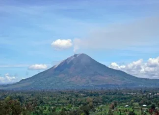 Gunung Kembar I Gunung Kembar I