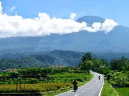 Gunung Lumping: Pesona Alam dan Keindahan Kultural Gunung Lumping