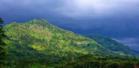 Gunung Midangan: Permata Tersembunyi di Nusantara Gunung Midangan