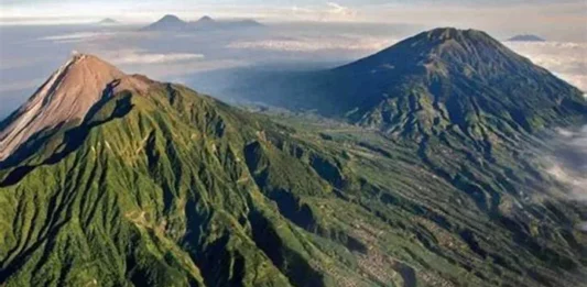 Gunung Pojoktiga: Permata Tersembunyi di Jawa Tengah Gunung Pojoktiga