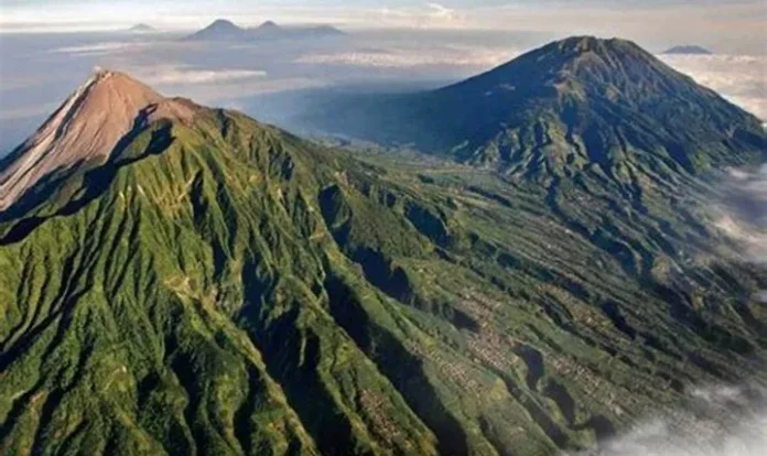 Gunung Pojoktiga Gunung Pojoktiga