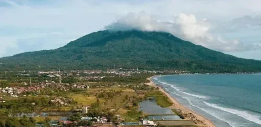 Gunung Rajabasa: Pesona Alami di Ujung Selatan Sumatra Gunung Rajabasa