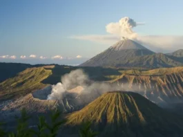 Gunung Semeru: Keagungan Mahameru di Jawa Timur Gunung Semeru