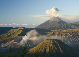 Gunung Semeru: Keagungan Mahameru di Jawa Timur Gunung Semeru
