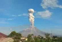 Gunung Sinabung: Menjulang di Antara Ancaman dan Keindahan Gunung Sinabung