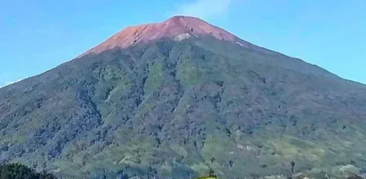 Gunung Slamet: Simbol Keindahan di Jawa Tengah Gunung Slamet
