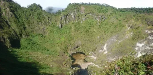 Gunung Tandikat: Keindahan di Sumatera Barat Gunung Tandikat