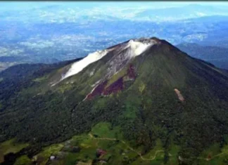 Gunung Ulumasenu: Menyingkap Keindahan di Sulawesi Gunung Ulumasenu