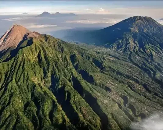 Gunung Asing: Keindahan Tersembunyi di Hutan Tropis Gunung Asing