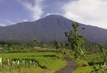 Gunung Aurbunak