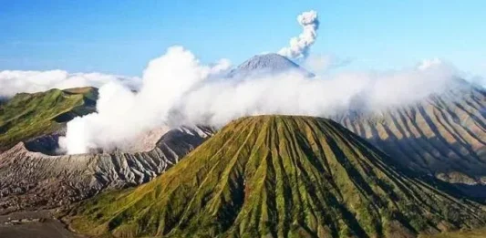 Gunung Denyukbatu: Keindahan Tersembunyi di Kalimantan Gunung Denyukbatu