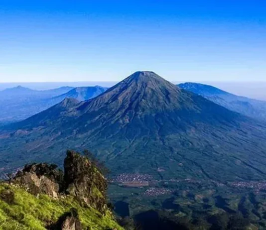 Gunung Sindoro