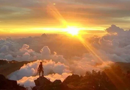 Gunung Sombang: Keindahan dan Petualangan yang Menakjubkan Gunung Sombang