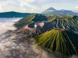 Pegunungan Ijen: Hamparan Keindahan di Indonesia Pegunungan Ijen