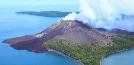 Gunung Derabaro Papua Pesona Alam yang Memikat Gunung Derabaro