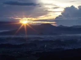 Gunung Karua Panduan Pendakian dan Potensi Wisata Gunung Karua