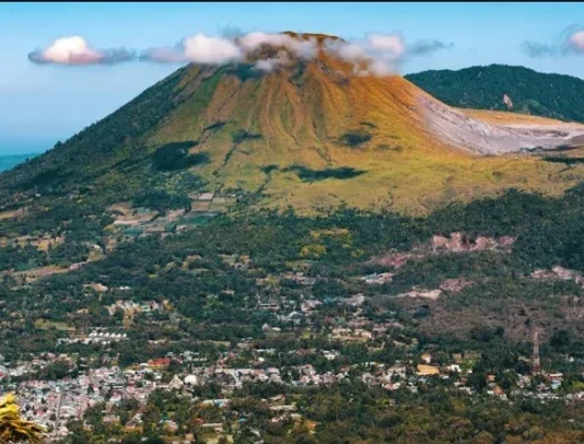 Gunung Lokon Panduan Lengkap Pendakian dan Eksplorasi Gunung Lokon