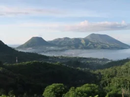 Gunung Loreboleng Panduan Mendaki dan Potensi Wisata Gunung Loreboleng