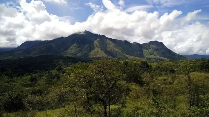 Gunung Pelatang