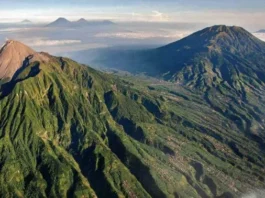 Gunung Redoura Papua Pendakian Eksotis di Timur Indonesia Gunung Redoura