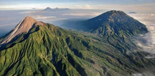 Gunung Redoura Papua Pendakian Eksotis di Timur Indonesia Gunung Redoura