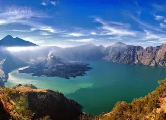 Gunung Rinjani Pesona Alam di Pulau Lombok Gunung Rinjani