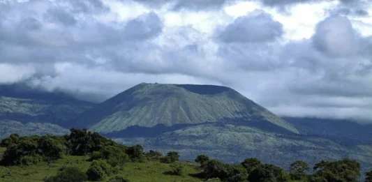 Gunung Tambora Pesona Megah di Sumbawa Nusa Tenggara Gunung Tambora
