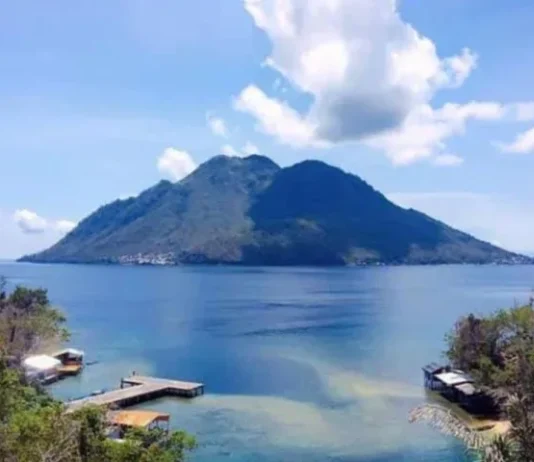 Gunung Hiri Permata Tersembunyi di Maluku Utara Gunung Hiri